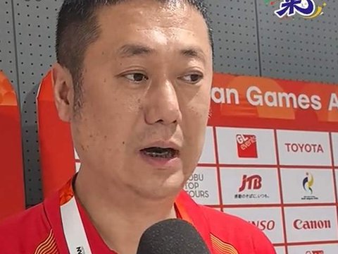 女排横扫哈萨克斯坦采访！赵勇认可发球与攻守，吴梦洁谈调整状态