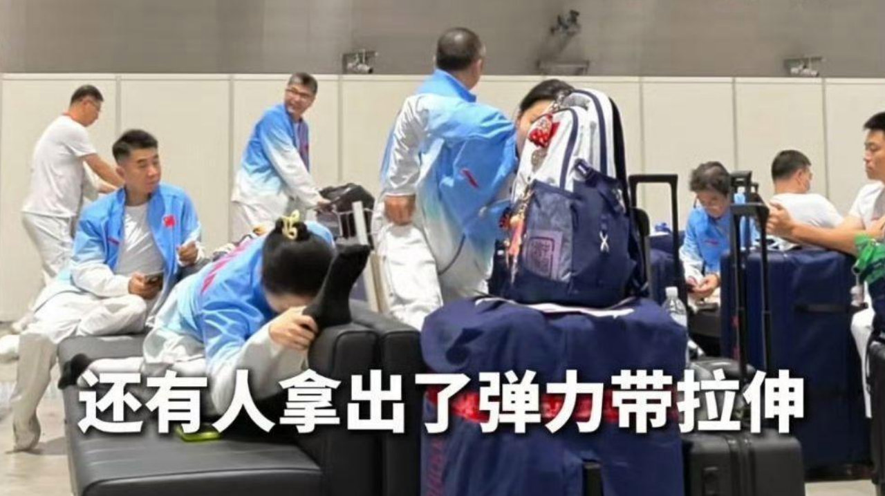 亚运会乱象：中国队自费住酒店，泰国队打地铺，印度队苦等没饭吃