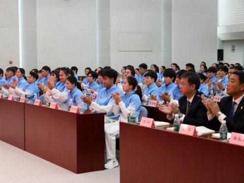 今日塔什干棉农VS胡拜尔库迪西亚直播_塔什干棉农VS胡拜尔库迪西亚免费直播在线直播_塔什干棉农VS胡拜尔库迪西亚直播高清免费观看