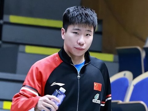 WTT球星赛捷报：爆大冷！国乒世界冠军0：3惨败！徐瑛彬止步32强